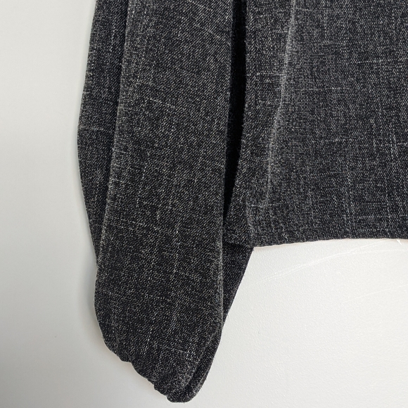 Balloon sleeve top - Picture 2 of 4